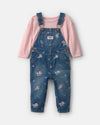 Conjunto 2 peças, jardineiras de ganga floral e t-shirt