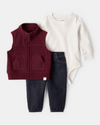Conjunto de 3 peças: body, colete vermelho e calçass de ganga