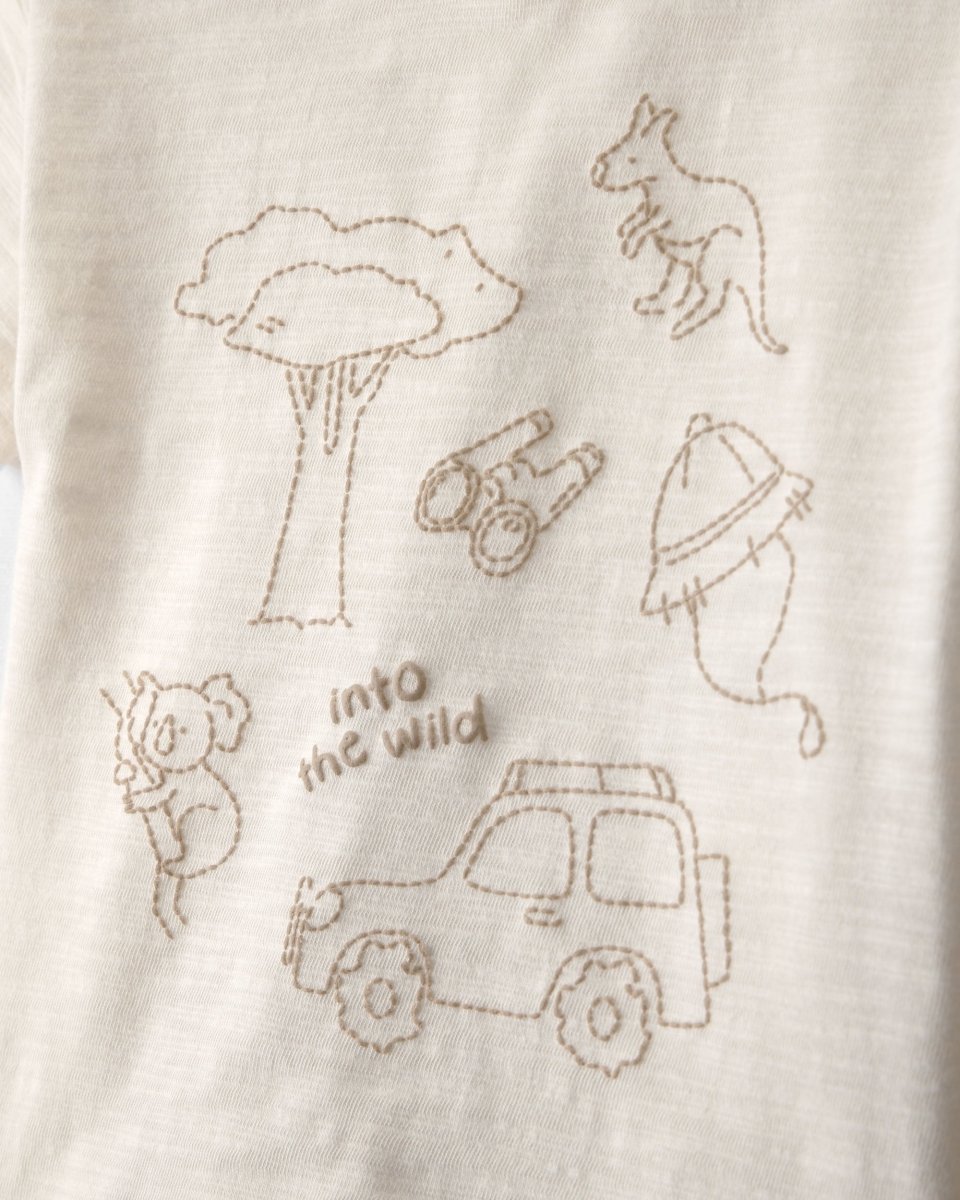 Conjunto tres piezas de algodón con camiseta, body y pantalón corto con diseño “Into the Wild” - Carter's