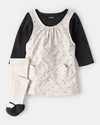 Conjunto de três peças: vestido com corações, t-shirt e collants marfim
